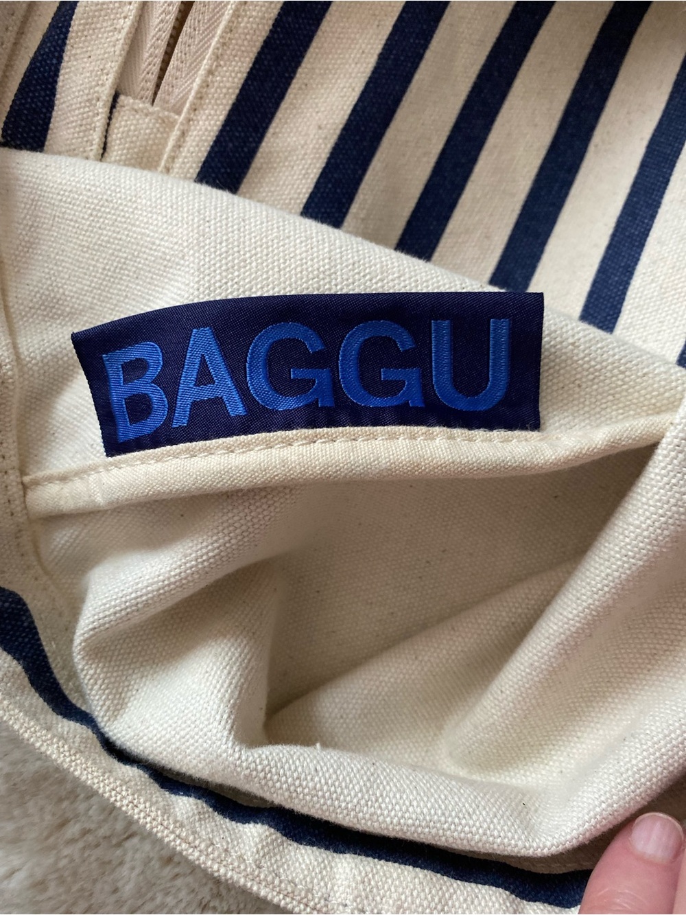 Baggu stripped Duck canvas tote/crossbody bag - Picture 3 of 14